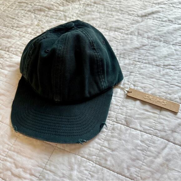 SKIMS Distressed Baseball Hat NWT Black - Picture 1 of 3